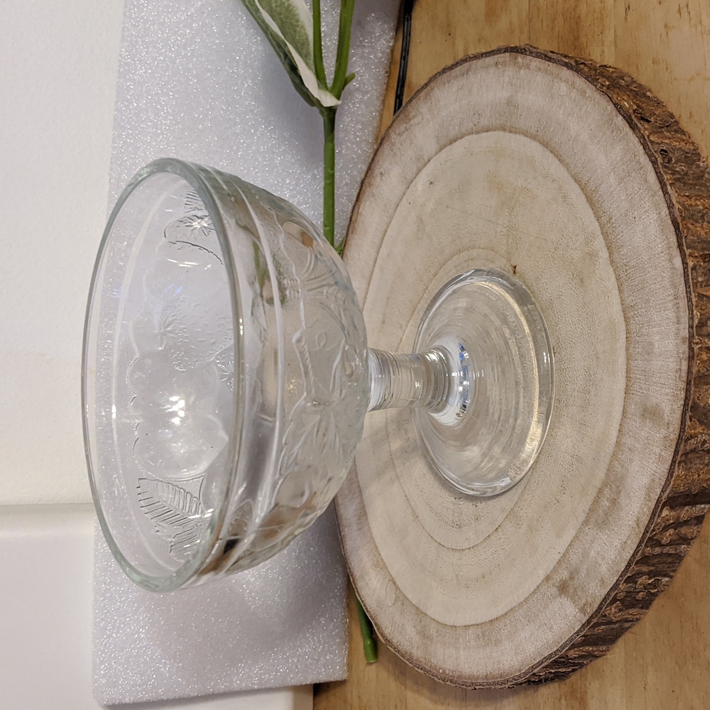 Vintage Clear Glass Fruit Dessert Pedestal Bowl Individual Serving